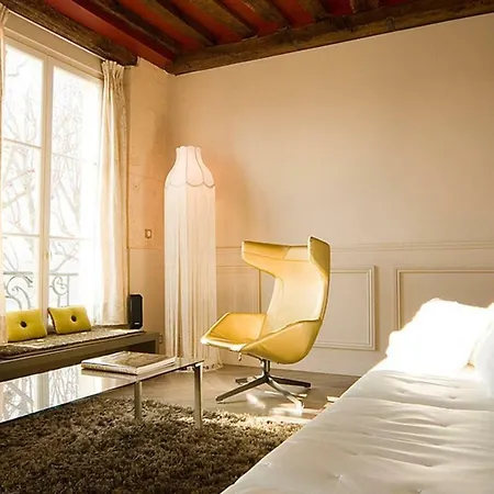 Quai Du Louvre In Apartamento
